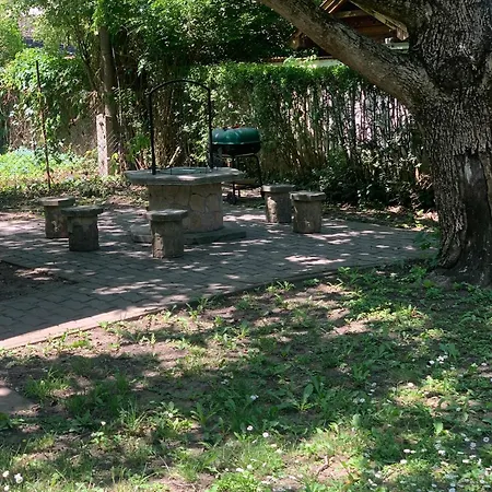 Solis Garden Apartment